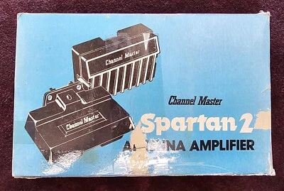 Preamplificador montado en mástil Channel Master 0063C con montaje y fuente de alimentación remota Foto 1 de 3