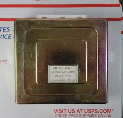 Eagle Summit Mitsubishi Expo 1992 2,4 L tracción delantera computadora de transmisión MD750530 TCU Foto 1 de 4