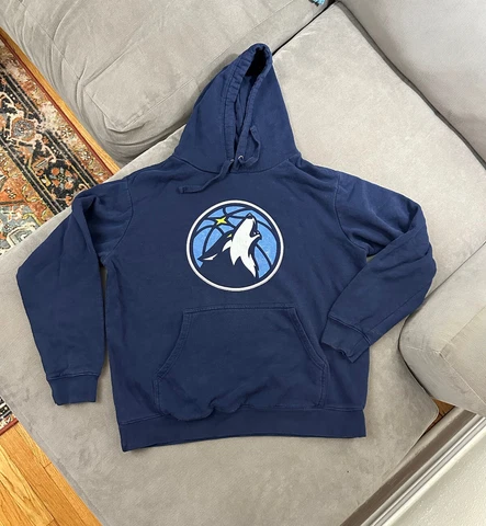 Fanatics Minnesota Timberwolves Karl Anthony Towns hoodie size Large T-wolves Cover