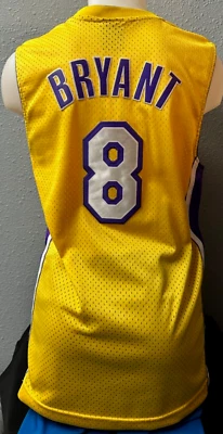 Camiseta Nike Kobe Bryant #8 de la NBA Los Angeles Lakers para mujer talla: L amarilla - nueva sin etiquetas Foto 1 de 4