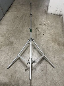 Vintage Matthews light stand. Read Description. Parts or Repair - Picture 1 of 16