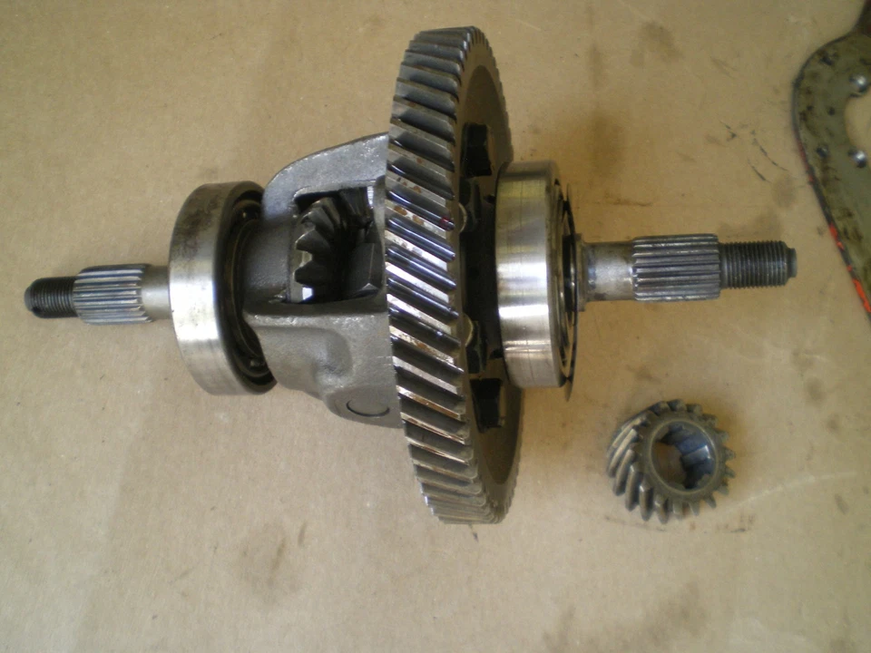 Austin Mini, Austin America 4 velocidades, 4 diferencial de transmisión sincronizada, piñón Foto 1 de 1