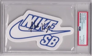 PHIL KNIGHT Signed AUTO NIKE Sticker SB PSA DNA Certified NIKE JORDAN FOUNDER - Picture 1 of 2