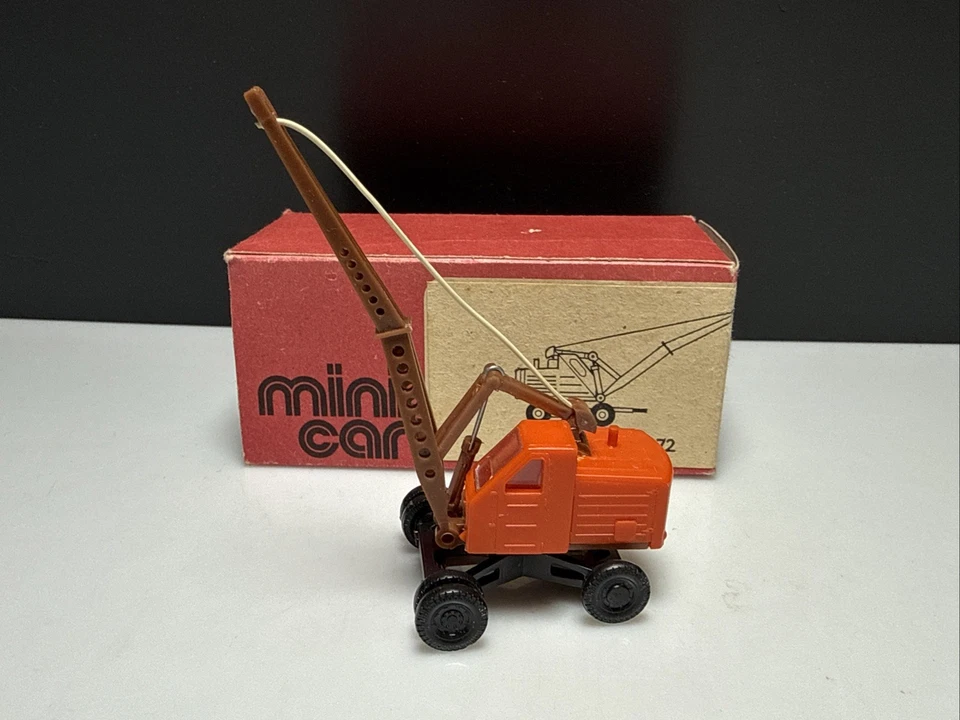 Spur H0 DDR ESPEWE Weimarlader T172 Kran Bagger Fahrzeug für Piko Modellbahn - Bild 1 von 4