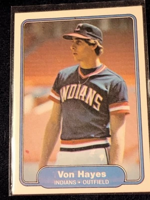 1982 Fleer - Von Hayes #371 (RC) - Image 1 of 2