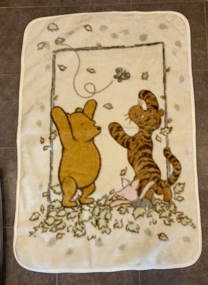 Manta Cuna Vintage Disney Clásica Winnie The Pooh and Piglet Tigger Foto 1 de 2
