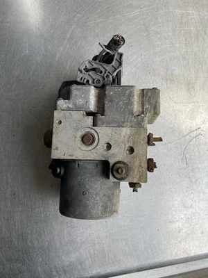 2001-05 Pontiac Bonneville Park Avenue ABS Pump Control 09367410 25732254 OEM - Image 1 of 4