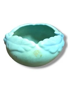 ACORN OAK CLUSTER BOWL MING BLUE VAN BRIGGLE POTTERY - Picture 1 of 7