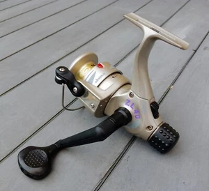 Okuma Stinger ZL40 Rear Drag Fishing Reel High Quality Turns Beautifully! - Picture 1 of 7