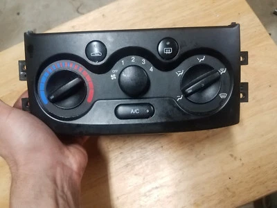 Chevrolet Aveo 2005 2006 2007 2008 A/C CONTROLE DE AQUECEDOR CLIMÁTICO FABRICANTE DE EQUIPAMENTO ORIGINAL - Imagem 1 de 2