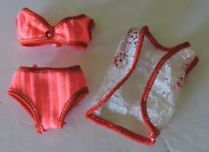 Conjunto de 3 piezas original vintage de los años 60 para muñeca Maddie Mod-traje de baño y cubierta - Imagen 1 de 3