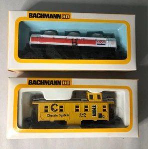 Bachmann HO Chessie System Caboose 43-1004-09 & 3 Kuppel Kesselwagen 43 1001 38 Neu - Bild 1 von 7