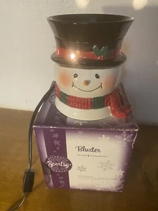 Scentsy Bluster Snowman Holiday Collection Full Size Wax Melt Warmer Retired - Picture 1 of 5