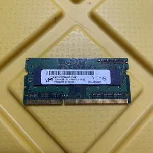 Micron 2GB 1Rx8 PC3-10600S-9-11-B2 - Laptop RAM - Picture 1 of 2