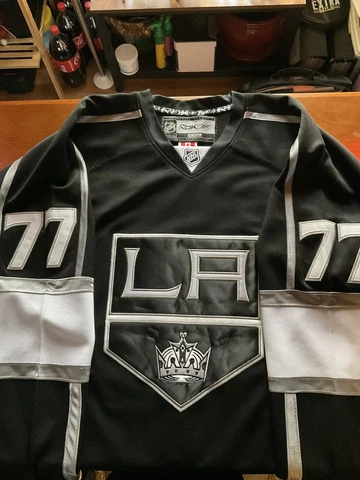 CARTER LA KINGS EDGE AUTHENTIC REEBOK NHL JERSEY 7187A SIZE 52 Cover