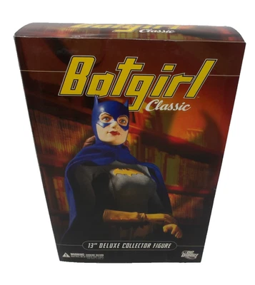 Figura de acción Batgirl Classic 13" Deluxe Collector DC Direct nueva en caja Foto 1 de 4
