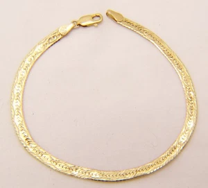 Beautiful Vintage 18 K Yellow Gold Flat Designed Herring Bone 7.5” Bracelet - Picture 1 of 24
