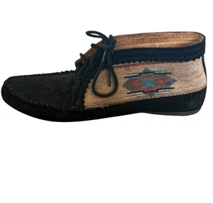 Mocassini Minnetonka taglia 8,5 donna stivaletto El Paso #570 nero scamosciato azteco - Foto 1 di 11