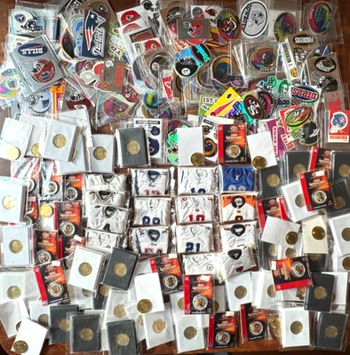 2005 Upper Deck NFL мини Джерси коллекции запечатанный + монеты и наклейки Том Брэди! - Изображение 1 из 4