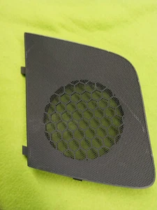 99 HONDA ODYSSEY PASSERGER SIDE SPEAKER GRILL 84612 - Picture 1 of 3