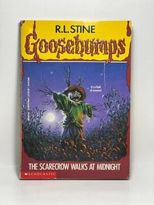 6th Print #20 The Scarecrow Walks At Midnight Goosebumps Book Vintage RL Stine - Picture 1 of 22