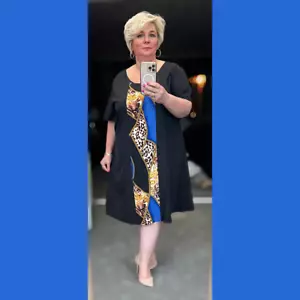 DAMEN SCHWARZES KLEID MIT LEOPARDENPANEL ÜBERGRÖSSE LOSE SITZEND KURZARM - Bild 1 von 8