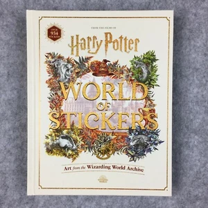 Harry Potter: World of Stickers Art from the Wizarding World (Over 934 stickers) - Picture 1 of 12