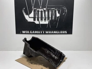 2.5 4 Cylinder Engine Oil Pan 97-02 Jeep Wrangler TJ OEM CC 30 - Picture 1 of 4