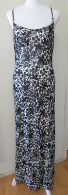 VESTIDO MAXI TRANSPARENTE ESTAMPADO SIN MANGAS VIVIENNE TAM VINTAGE, TALLA 2 Foto 1 de 4