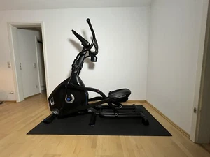Nautilus Ellipsentrainer E626 (WIE NEU) - Bild 1 von 5