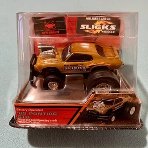 New Bright / Slicks Muscle / ‘69 Pontiac GTO / 4xFours / Stomper Style / Car - Picture 1 of 6
