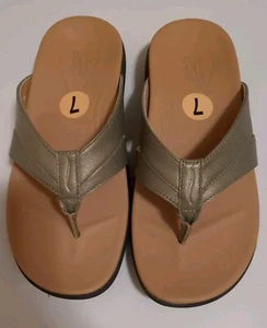 New NWOB Strole Soft Stride Women’s Sandal Flip Flop Bliss Olive Green 7M - Picture 1 of 4