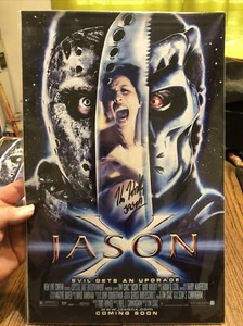 Poster firmato KANE HODDER 11x17 Jason X Voorhees venerdì 13 parte 10 certificato di autenticità - Foto 1 di 2
