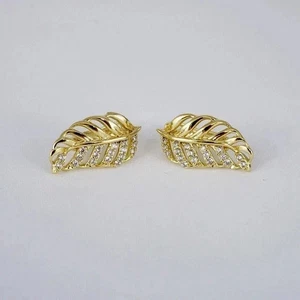 1.50Ct Round Cut Moissanite Leaf Shape Stud Earrings 14k Yellow Gold Plated - Picture 1 of 3