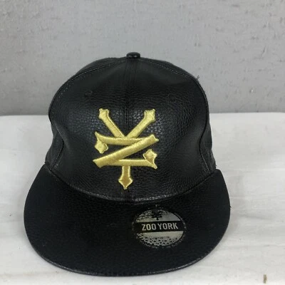 Sombrero Zoo York Logo Dorado Negro Imitación Cuero Vegano Snapback Ajustable Foto 1 de 4