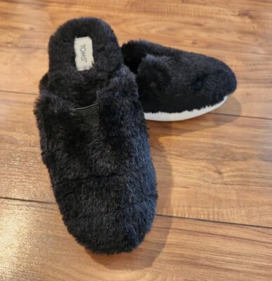 Женские тапочки TOMS Alpargata Mallow Mule Fluff 5,5 цвет черный ИСКУССТВЕННЫЙ МЕХ - Изображение 1 из 4