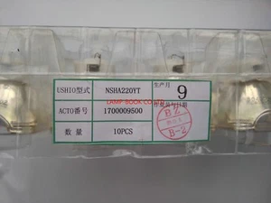 USHIO NSHA220YT ORIGINAL PROJECTOR LAMP BULB FOR HITACHI DT00841 DT00891 DT00911 - Picture 1 of 8