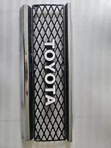 Toyota Land Cruiser LJ70 Front Grille (Used) - Foto 1 di 5