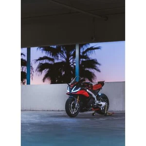 Aprilia RSV4 1100 Factory Motorcycle Art Print #033 - Stunning Wall Decor - Picture 1 of 12
