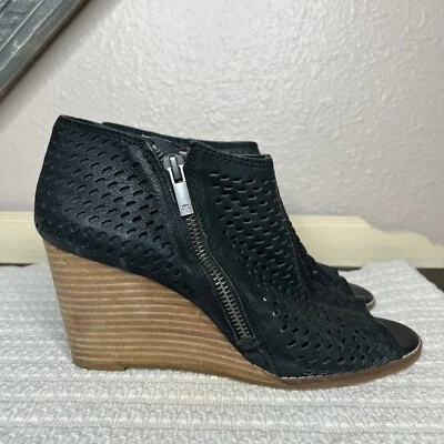 Botines de cuña perforados de cuero negro Lucky Brand Jazspur talla 8,5 M Foto 1 de 4