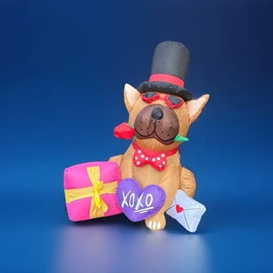 Cappello Gonfiabile Vakentines Day per Cani Rosa, Regali e XOXO Alto 5 piedi - Foto 1 di 7