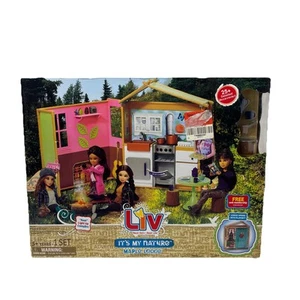 Spin Master Liv Puppe It's My Nature Maple Lodge Lagerfeuer Spielset NEU Neu im Karton 2010 - Bild 1 von 12
