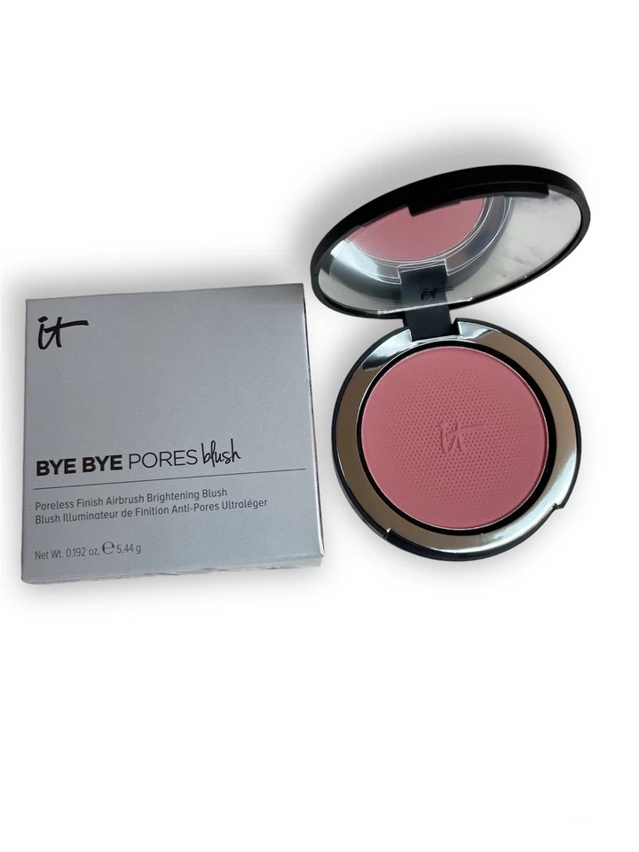 It Cosmetics Bye Bye Pore Blush in Naturally Pretty - Image 1 of 1