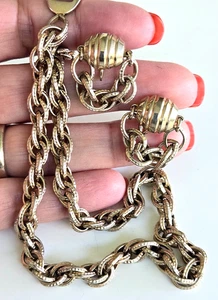 Vintage Sperry Textured Gold Tone Chain Choker Necklace Screwback Earrings Set - Picture 1 of 13
