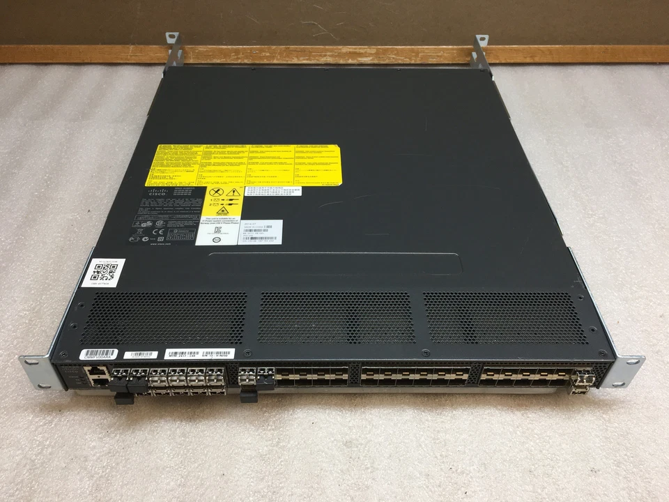Cisco MDS 9148 48-Port DS-C9148-16P-K9 V02 Multilayer Fabric Switch Dual PSU - Image 1 of 4