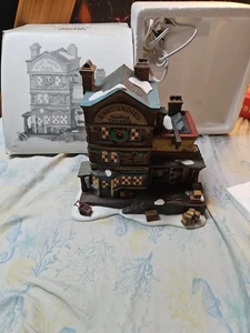 Dept 56 1997 Dickens Village Series East Indies Trading Co #58302 Box and Light - Bild 1 von 1