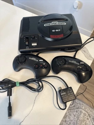 Consola Sega Genesis Modelo 1 Sistema.2 Mandos y Cable Coaxial.Sin Adaptador de Corriente. Foto 1 de 4