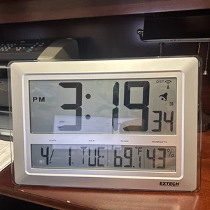 Extech Hygro Thermometer Clock Radio Controlled CTH10A - Picture 1 of 4