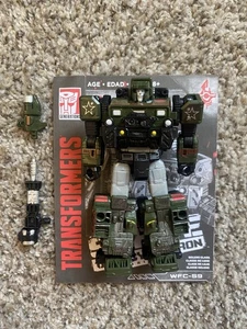 Transformers War For Cybertron Siege Deluxe Autobot Hound Complete  - Picture 1 of 2