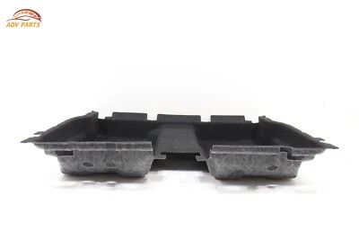 Cubierta de revestimiento de alfombra trasera izquierda y derecha Chrysler Pacifica 2017-23 OEM Foto 1 de 4